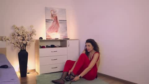 Lullu online show from January 2025 10:54:01 AM