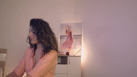 Lullu online show from February 2025 04:46:02 AM