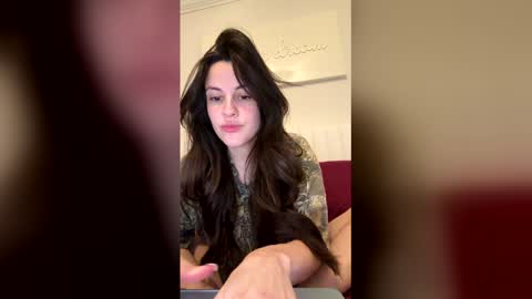 Snapshot of missmadsxx chatting on May 2026 11:48:02 AM MADS online show from May 2026 11:48:02 AM