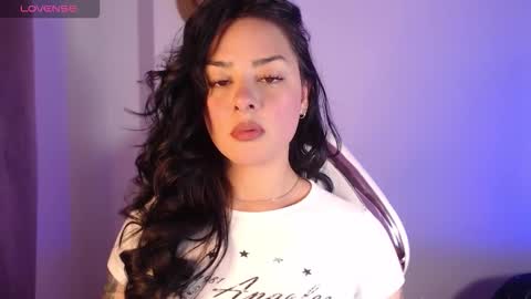 Snapshot of missmariana_ chatting on March 2026 12:02:01 AM missmariana_ online show from March 2026 12:02:01 AM