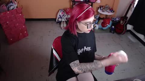 Miss Mia online show from March 2025 04:33:02 PM