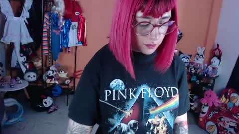 Miss Mia online show from April 2026 05:30:01 PM