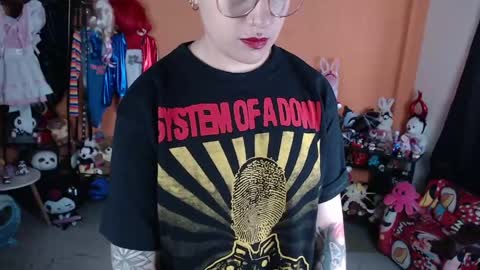 Miss Mia online show from May 2026 01:06:02 PM