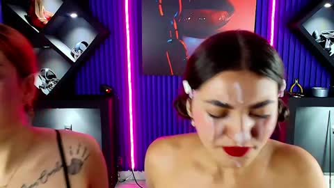 Snapshot of missmia_bdsm chatting on April 2026 02:26:01 PM online show from April 2026 02:26:01 PM