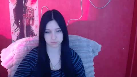 Mia online show from March 2026 06:21:01 AM