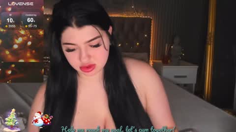 MissMillss online show from December 2024 10:14:01 AM