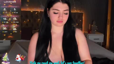 MissMillss online show from December 2024 10:02:02 AM