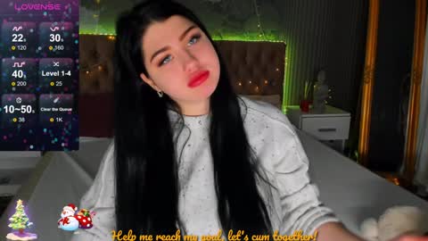 MissMillss online show from December 2024 06:32:02 AM