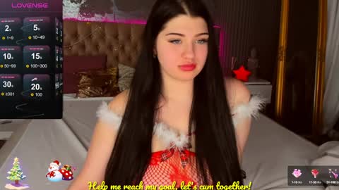 MissMillss online show from December 2024 09:33:02 AM