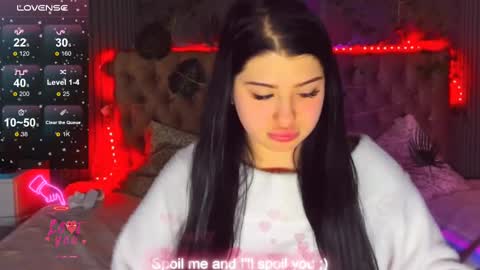 MissMillss online show from February 2025 12:19:02 PM