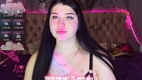 MissMillss online show from February 2025 09:24:01 AM