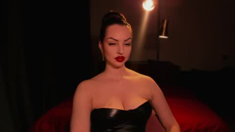   online show from May 2026 07:30:01 PM