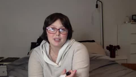 missmistressmal online show from November 2025 02:44:02 AM