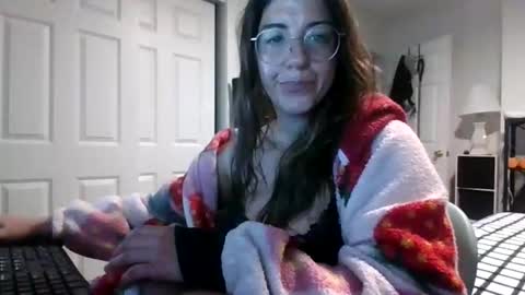 MissMona online show from June 2026 10:24:02 AM