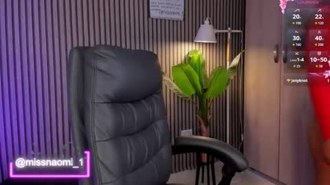 Snapshot of missnaomi_ chatting on September 2025 03:21:01 AM Naomi online show from September 2025 03:21:01 AM