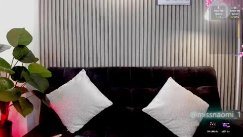 Snapshot of missnaomi_ chatting on October 2025 12:02:01 AM Naomi online show from October 2025 12:02:01 AM