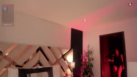 Nataly Rivas online show from November 2025 10:03:01 AM