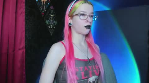 Snapshot of missnikkivill chatting on February 2025 05:02:01 AM Mistress Nikki Vill online show from February 2025 05:02:01 AM