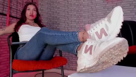 Alana online show from May 2026 03:31:02 PM