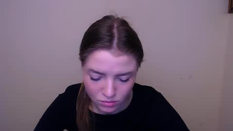 Snapshot of missoliviaa_ chatting on February 2025 09:31:02 AM Olivia online show from February 2025 09:31:02 AM