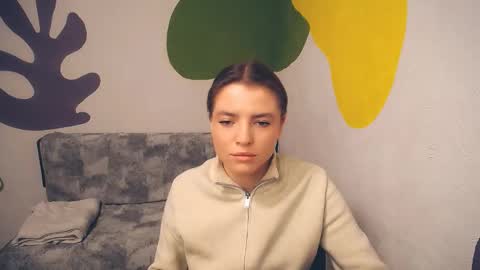 Olivia online show from December 2025 09:03:02 AM