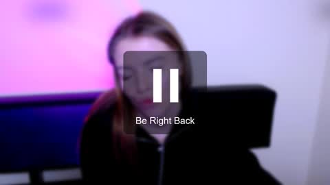 Olivia online show from January 2026 07:11:01 PM