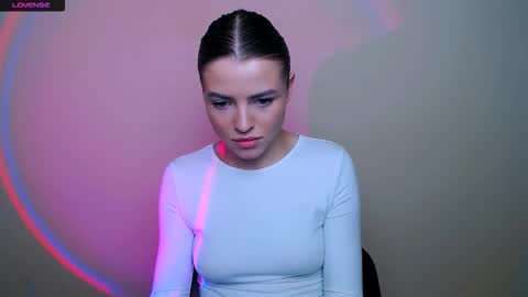 Olivia online show from February 2026 01:36:01 PM