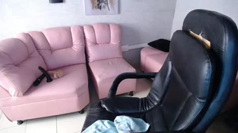 Penelope online show from March 2025 03:02:01 PM