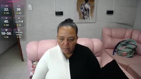 Penelope online show from October 2025 11:55:02 AM