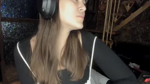 sarah online show from March 2025 02:19:02 AM