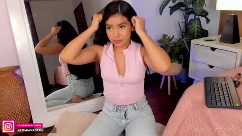 Snapshot of missprada chatting on October 2025 12:14:01 PM Emma Prada online show from October 2025 12:14:01 PM