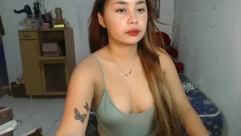 missRHEA online show from February 2025 07:40:01 AM