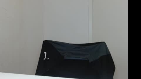 Snapshot of misssbella chatting on October 2025 08:40:02 AM Onlyfans Misssbella online show from October 2025 08:40:02 AM