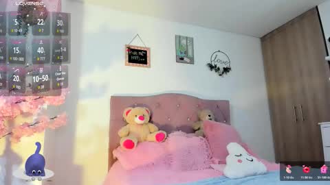 Snapshot of misssofiia_7 chatting on February 2026 01:15:02 AM ... Independent model online show from February 2026 01:15:02 AM
