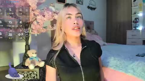 Snapshot of misssofiia_7 chatting on July 2026 11:33:01 PM ... Independent model online show from July 2026 11:33:01 PM