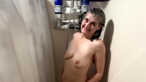 Snapshot of missspooky chatting on January 2025 11:48:02 AM Miss Spooky Silverstacker online show from January 2025 11:48:02 AM