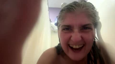 Snapshot of missspooky chatting on October 2025 11:17:01 AM Miss Spooky Silverstacker online show from October 2025 11:17:01 AM