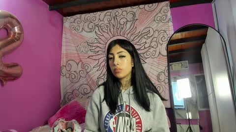 missstarmoon online show from September 2025 07:59:01 PM