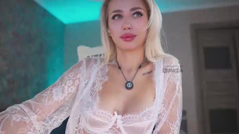 Eva online show from October 2025 12:20:02 AM