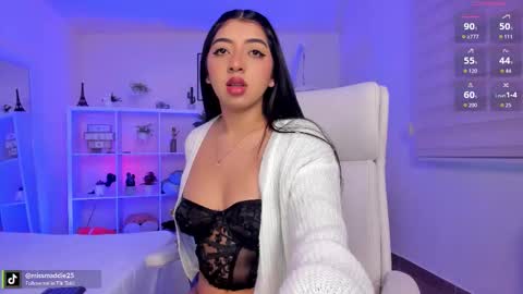 Snapshot of missvancouver_ chatting on October 2025 01:32:01 PM Mafe Jimenez online show from October 2025 01:32:01 PM