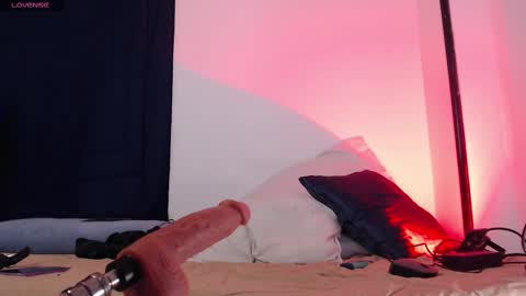 Snapshot of missvenuss chatting on February 2025 01:10:02 PM IG MISSVENUSS1 online show from February 2025 01:10:02 PM