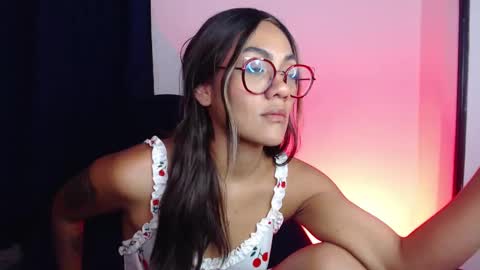 Snapshot of missvenuss chatting on February 2025 04:39:02 AM IG MISSVENUSS1 online show from February 2025 04:39:02 AM