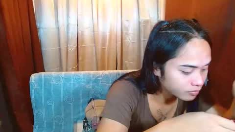 SweetViolet online show from November 2025 01:49:02 PM