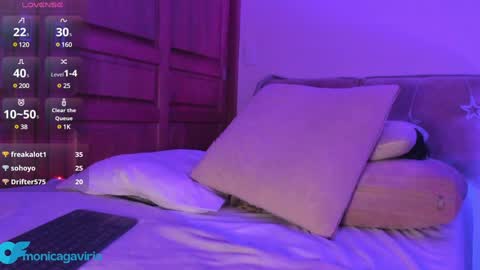 Snapshot of missvioleta_ chatting on January 2025 07:53:02 PM Violetta online show from January 2025 07:53:02 PM