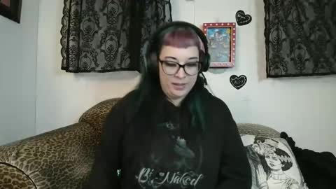 Missy Dee online show from February 2026 08:43:01 AM