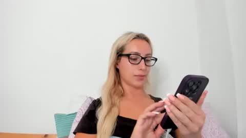 Snapshot of missy_matrix chatting on June 2026 09:44:01 AM Missy matrix online show from June 2026 09:44:01 AM