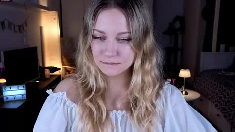 Snapshot of missyourtouch chatting on April 2026 06:38:01 PM MissYourTouch online show from April 2026 06:38:01 PM