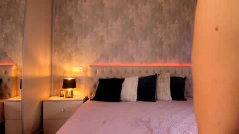 Raisa online show from February 2025 01:11:01 PM