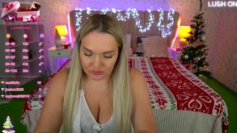 Snapshot of missyymartinezz chatting on December 2024 12:31:01 PM Amely online show from December 2024 12:31:01 PM