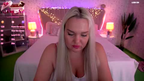 Snapshot of missyymarty chatting on November 2025 03:02:01 PM missyymarty online show from November 2025 03:02:01 PM